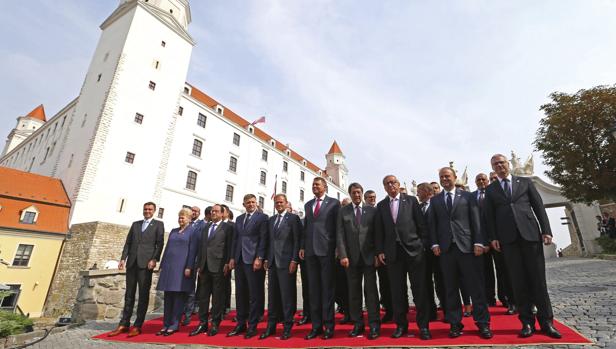 Foto de familia de la cumbre informal de los líderes europeos en Bratislava