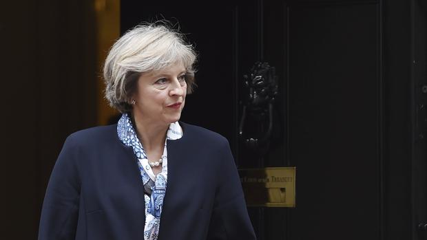 La primera ministra británica, Theresa May, a la entrada de Downing Street