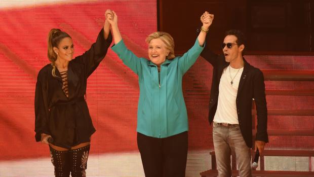 Jennifer López y Marc Anthony apoyan a Hillary Clinton en un concierto en Miami