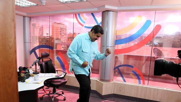 ¿Por qué Maduro bloquea la ayuda humanitaria para Venezuela?
