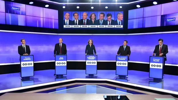 Candidatos de las primarias de la derecha francesa durante el debate televisado este viernes