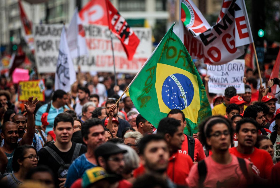 Manifestantes protestan contra el Gobierno del presidente Michel Temer, ayer en Sao Paulo