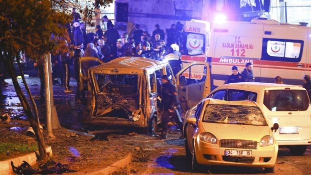 Una de las explosiones del doble atentado se produjo en los alrededores del estadio del Besiktas