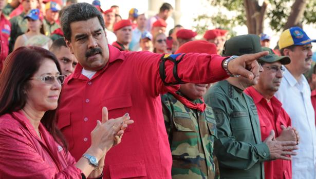 Nicolás Maduro y su mujer, Cilia Flores, en la celebración del XXV aniversario del golpe de Chávez, el pasado fin de semana en Maracay