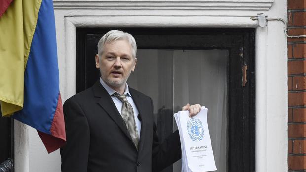 Julian Assange,