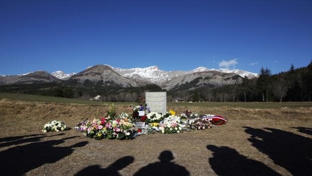 El avión de Germanwings se estrelló en los Alpes con 150 personas a bordo