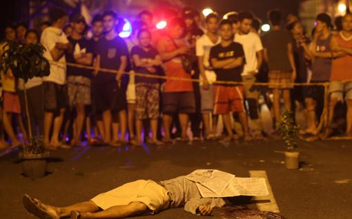 Un cura se enfrenta a los escuadrones de la muerte en Filipinas: «Cada noche veo diez asesinatos»