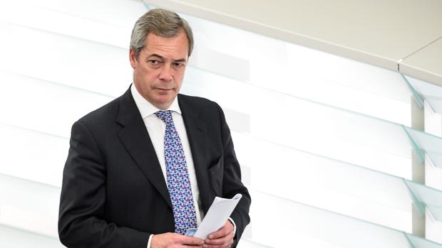 Nigel Farage, líder del UKIP, en el pleno celebrado este martes en el Parlamento Europeo