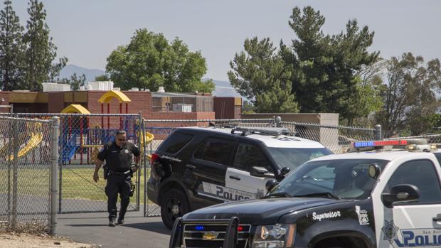 Tres muertos en un tiroteo en un colegio de San Bernardino (EE.UU.)