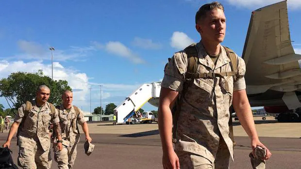 Un grupo de marines llega a la base de Darwin, en Australia