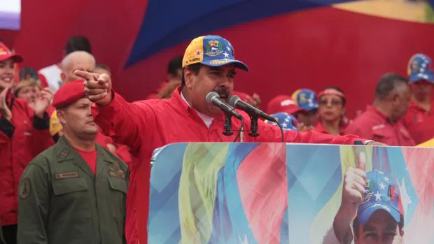 Nicolás Maduro pronuncia un discurso durante una manifestación de apoyo a su figura