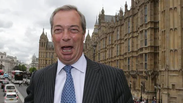 Farage, fotografiado durante la campaña del Brexit
