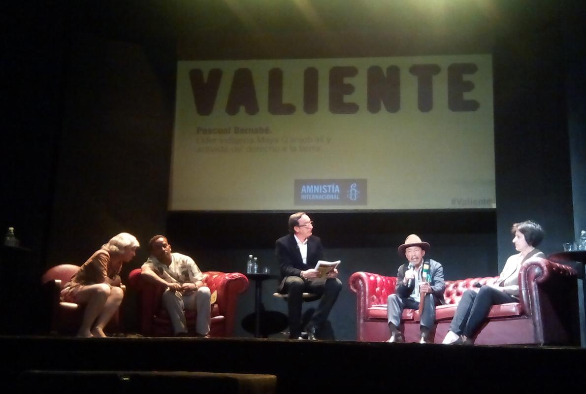 Presentación de la campaña global «Valiente» de Amnistía Internacional, este martes en el Teatro Alfil