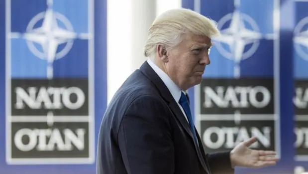 El presidente estadounidense, Donald Trump, a su llegada a la cumbre de la OTAN el 25 de mayo de 2017