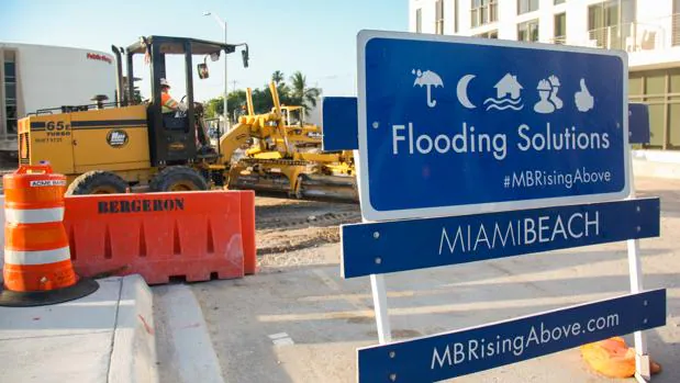 Obras en Miami Beach para hacer frente a las inundaciones por la subida del nivel del mar