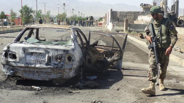 Un coche bomba que explotó la pasada semana en un cuartel de la policía afgana