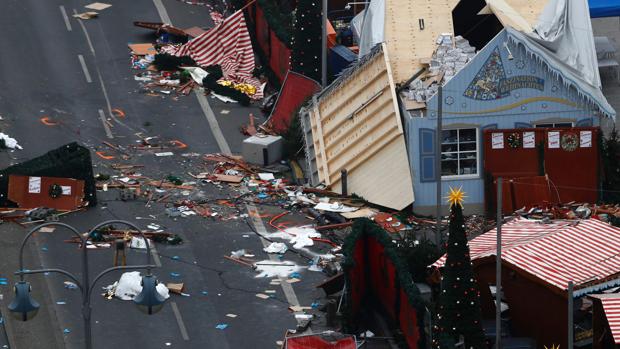 Escena del atentado en el mercadillo de Navidad en Berlín