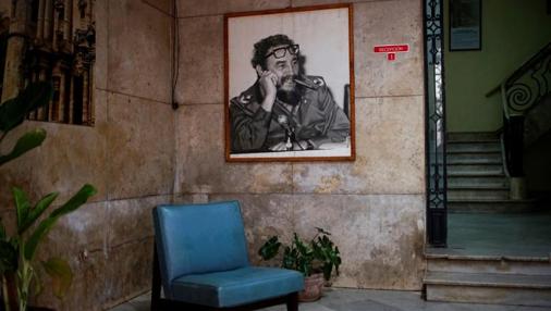 Imagen de Fidel Castro en un comité del Partido Comunista de Cuba (PCC) en el centro de La Habana