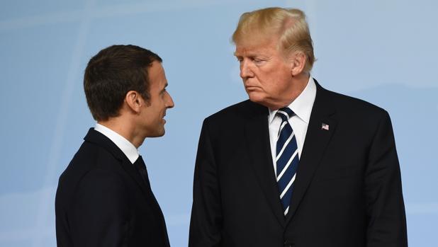 Macron recibe a Trump ante la tumba de Napoleón