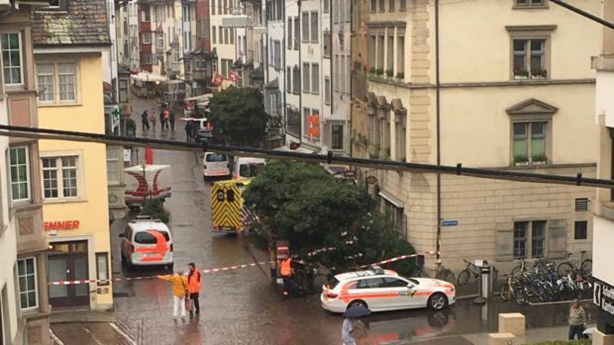 La calle de Schaffhausen donde se ha producido el ataque. Arriba a la derecha, el presunto autor