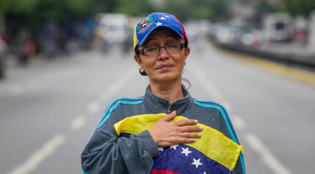 Solo ocho millones de venezolanos eligen la Asamblea Constituyente en medio de la violencia