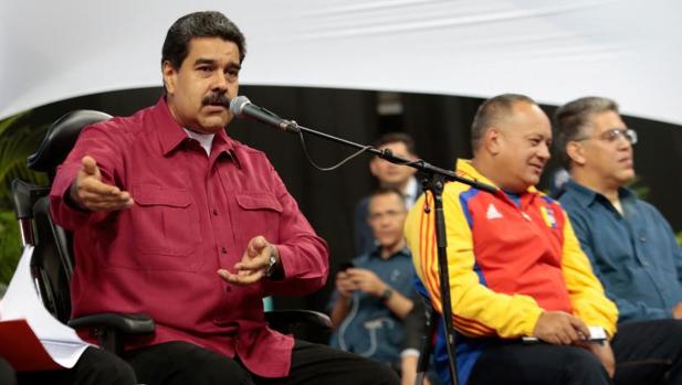 Maduro acusa de preparar un ataque «económico, político y militar» a EE.UU.