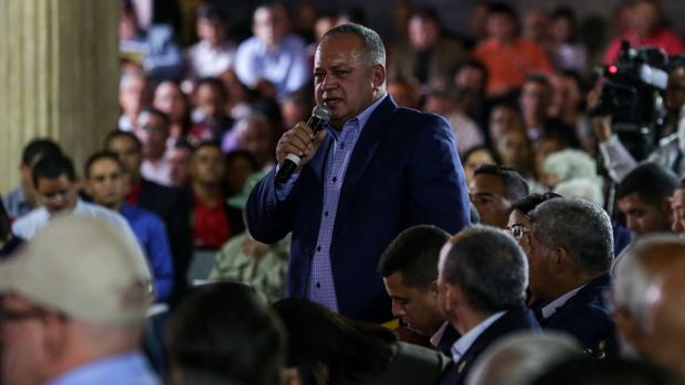 El halcón Diosdado Cabello resurge de sus cenizas