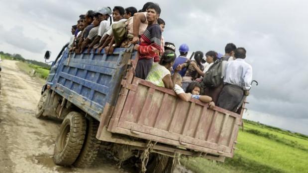Al menos 72 muertos en ataques de rebeldes rohinyás en el oeste de Myanmar