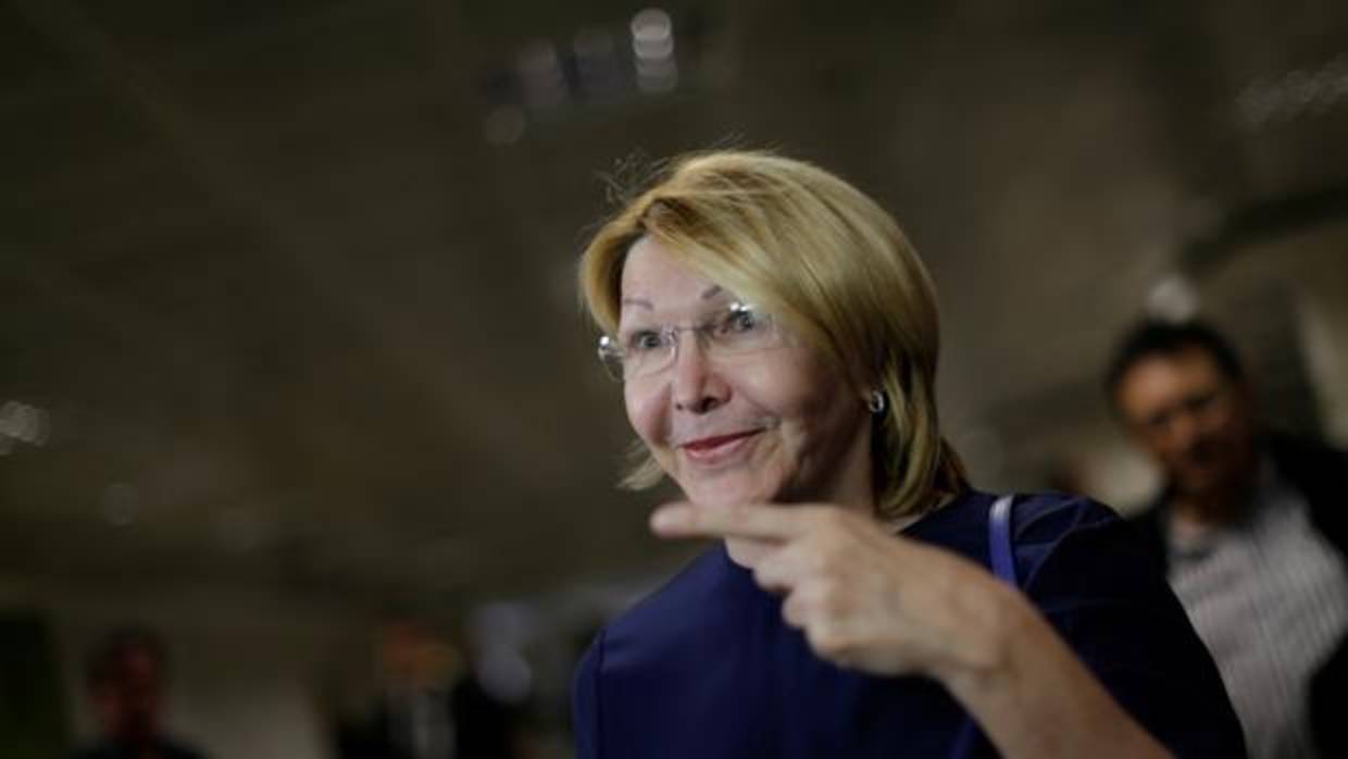 Luisa Ortega, a su llegada a Brasilia (capital de Brasil)