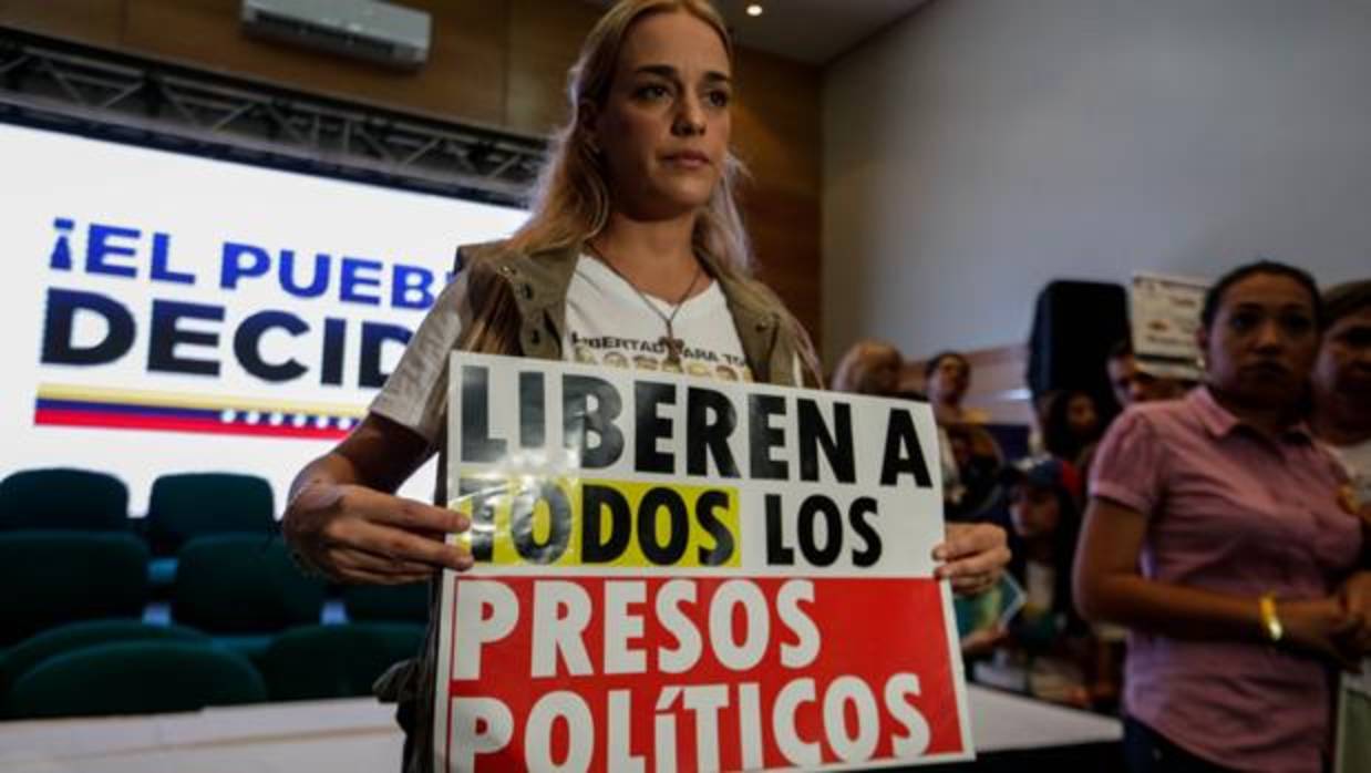 La opositora Lilian Tintori ha llamado a continuar la lucha hasta que no queden presos políticos en Venezuela