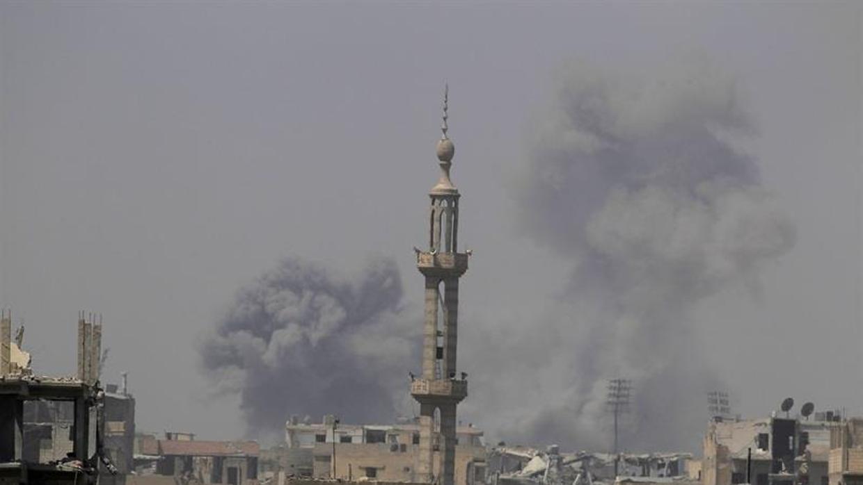 En el bombardeo habrían muerto dos personas, según el ejército sirio
