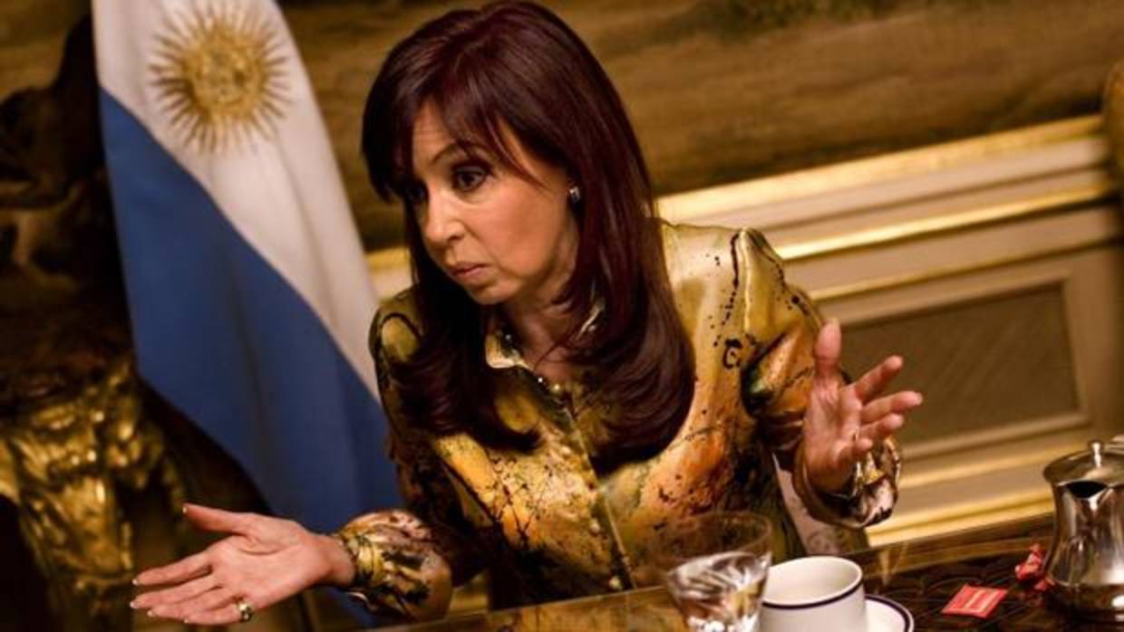 Cristina Fernández de Kirchner, de nuevo contra la cuerdas por el atentado a la AMIA