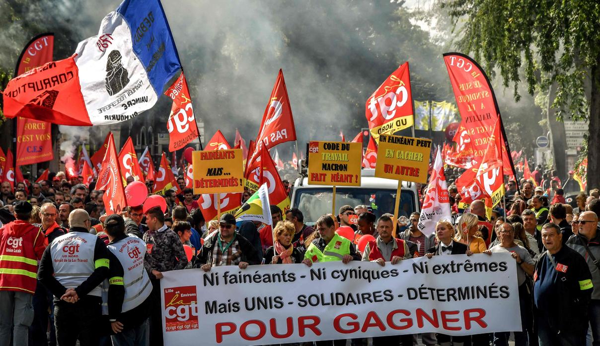 Vista parcial de la manifestación en Lille contra la reforma laboral de Macron