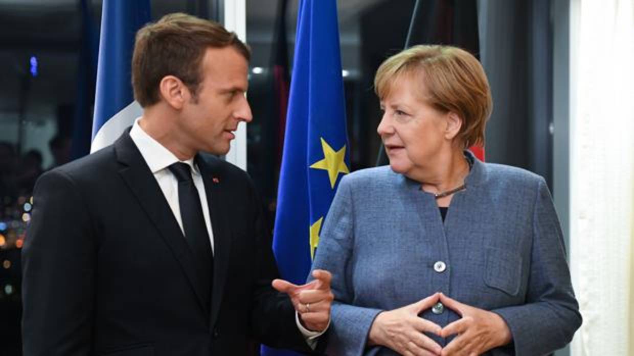 Merkel avisa de que «refundar» la UE llevará mucho tiempo