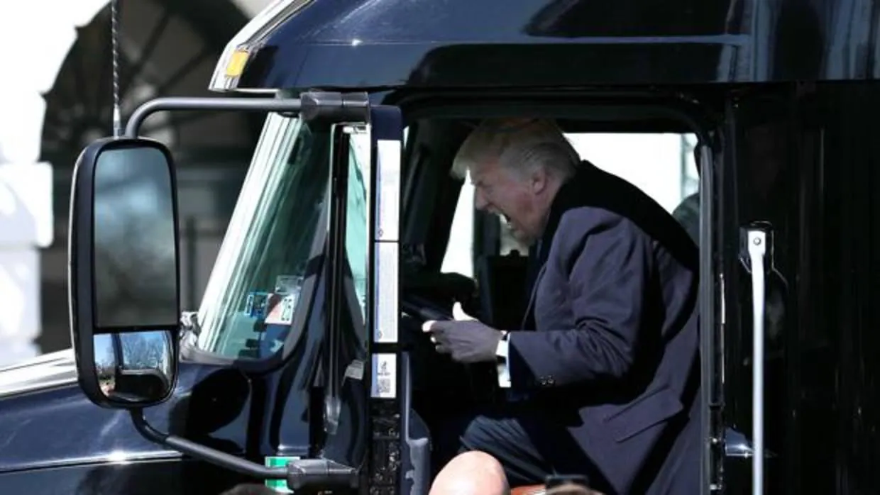 Donald Trump, en marzo de este año antes de recibir a transportistas y ejecutivos en la Casa Blanca