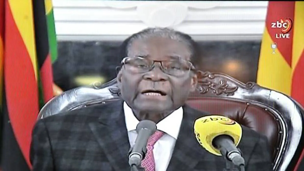 El partido de Mugabe abre el proceso de su destitución