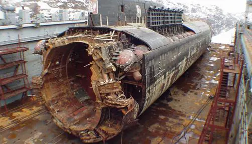 Parte del submarino Kursk, que fue recuperado años después