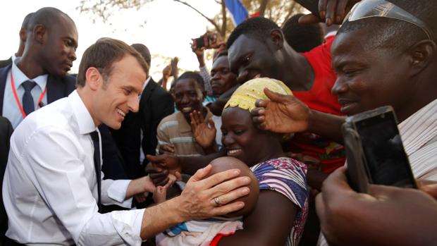 Las promesas de Macron «El Africano»