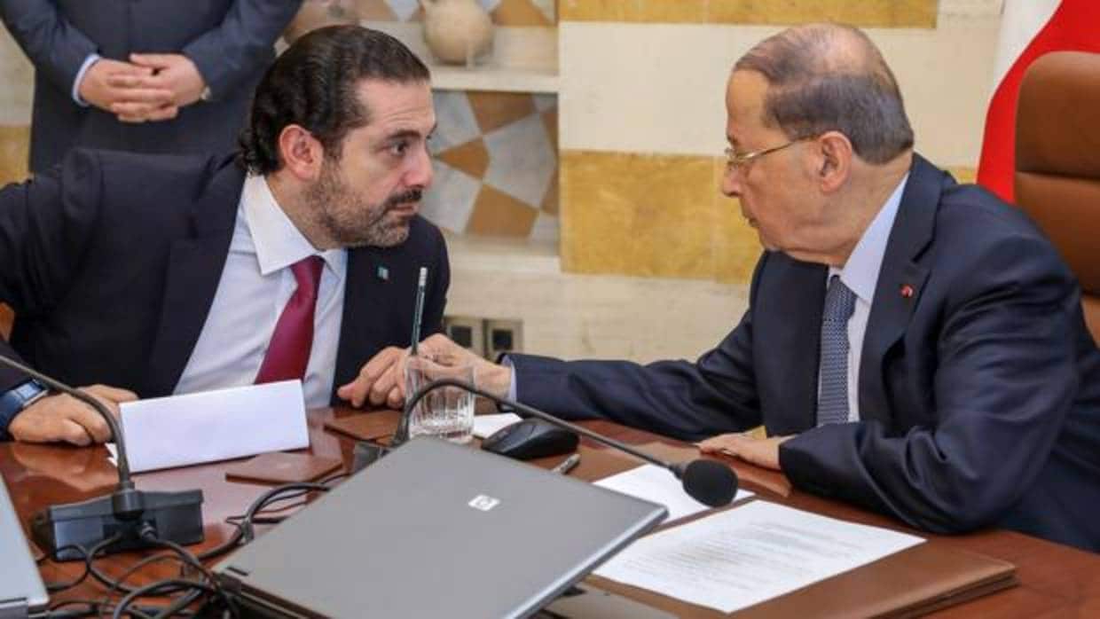 El primer ministro libanés Saad Hariri (izquierda) con el presidente libanés, Michel Aoun