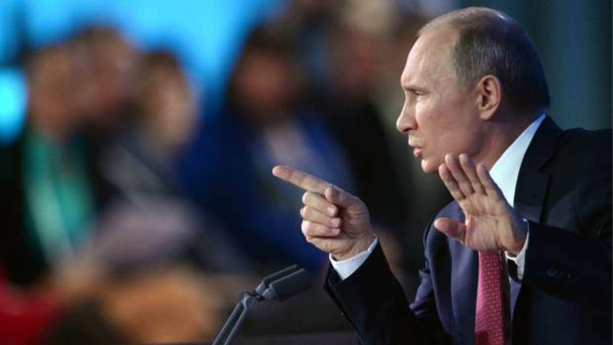 Putin irá como candidato independiente a las presidenciales de marzo