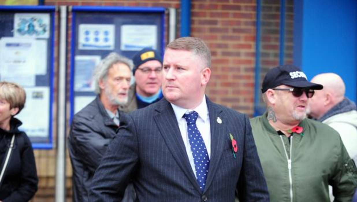 El líder del grupo británico de ultraderecha Britain First, Paul Golding