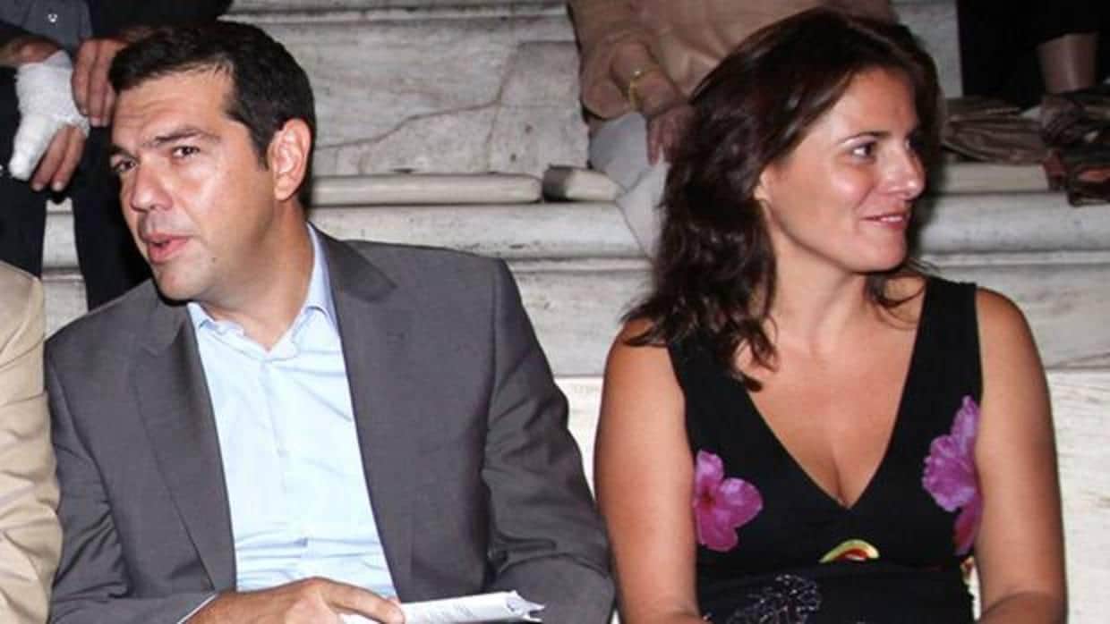 Alexis Tsipras y su pareja, Betty Barziana, en una imagen de archivo