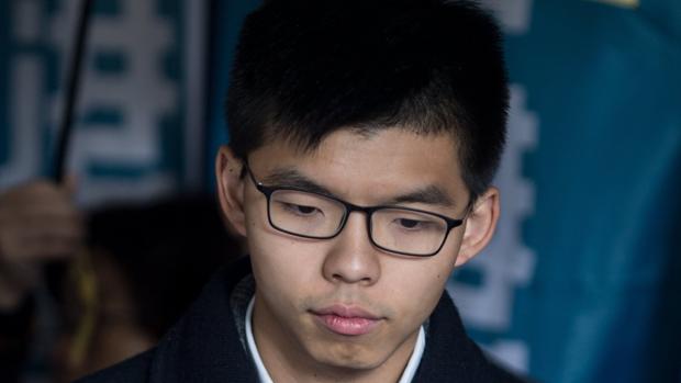 Joshua Wong, líder del movimiento prodemocracia de Hong Kong en 2014, condenado de nuevo