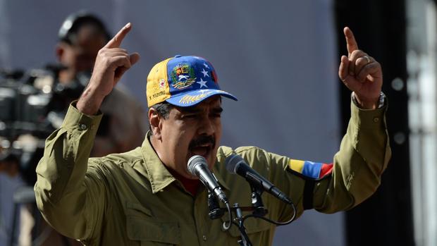 Maduro dispara la devaluación del bolívar