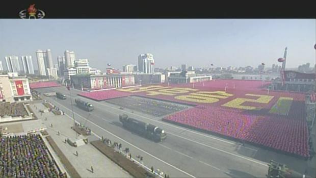 Kim Jong-un luce sus misiles mientras cultiva la «diplomacia olímpica» con Corea del Sur