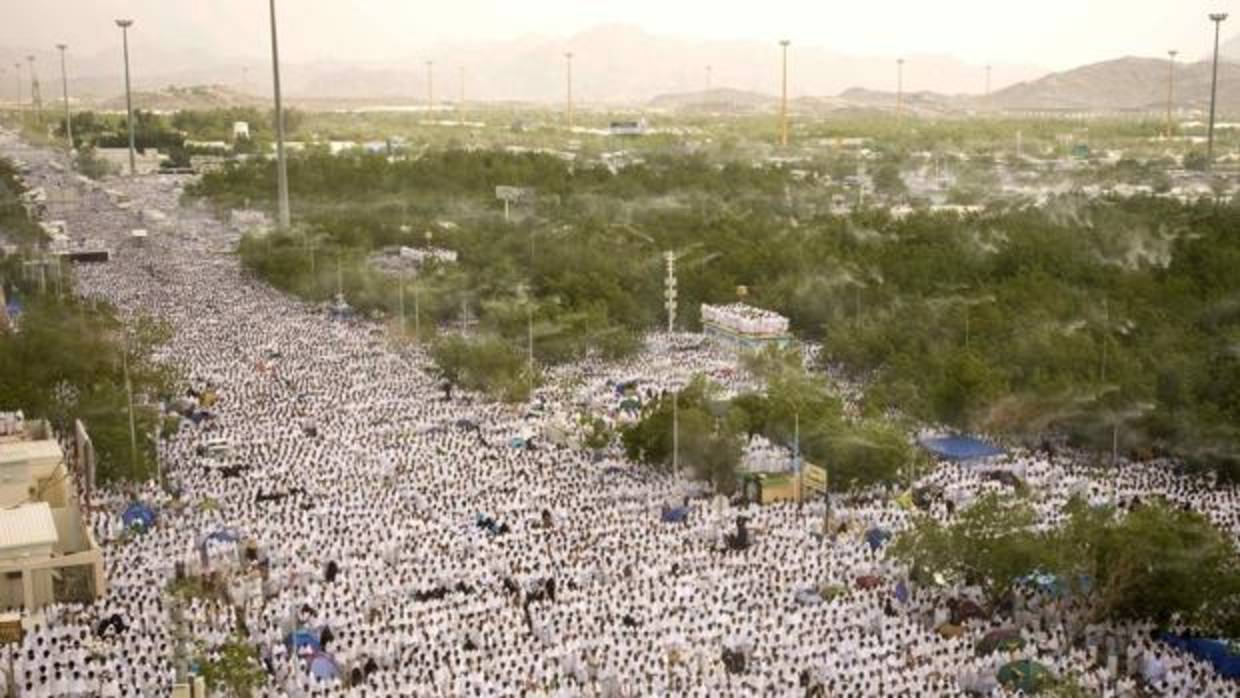 Concentración de peregrinos musulmanes en una jornada de Haj en La Meca