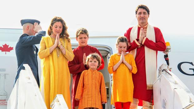 Trudeau ridiculiza su calculada imagen tras imitar el «del pita del» en su visita a la India