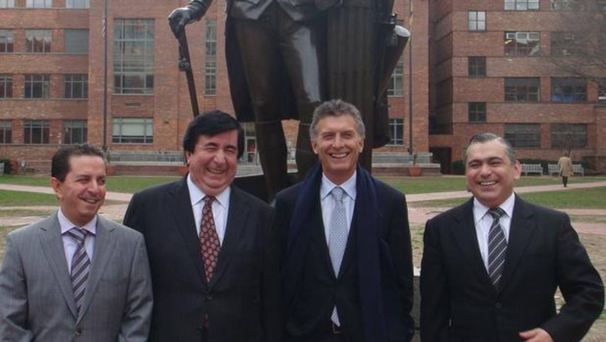 Durán Barba, a la derecha del presidente Macri en una visita a Estados Unidos en 2016