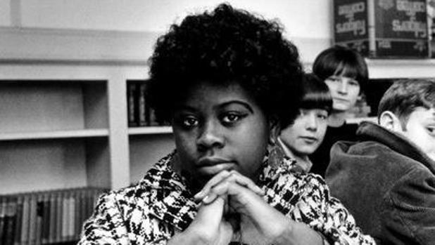 Muere Linda Brown, icono contra la segregación racial en las escuelas de EE.UU.