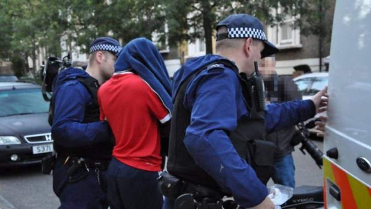 La policía de Londres detiene a miembros de una banda
